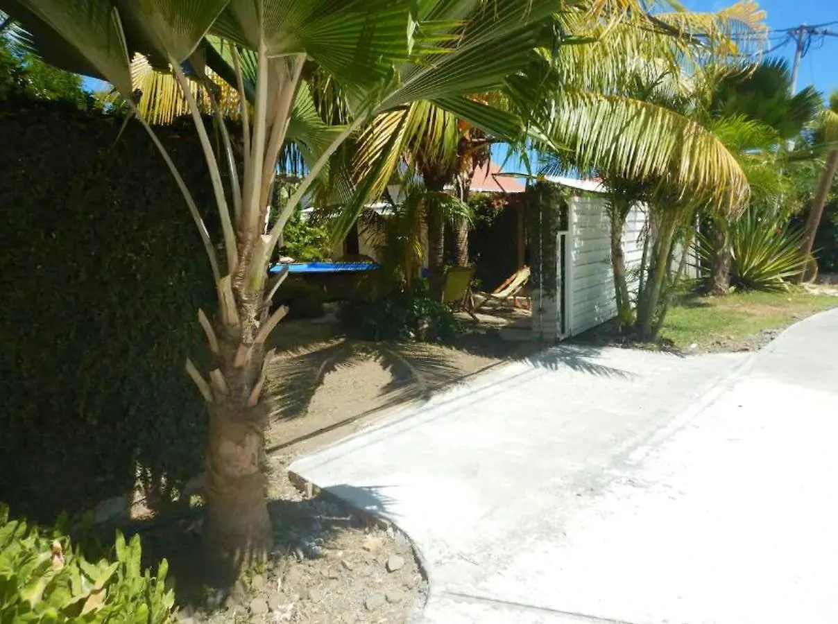 Appartement de 3 chambres a Le Vauclin a 150 m de la plage avec piscine privee jardin amenage et wifi 0*,  Martinique